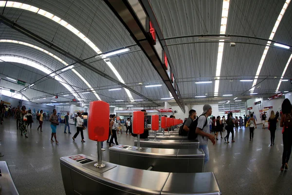 Salvador Bahia Brasil 2023 Maio Passageiros Que Utilizam Estação Metrô — Fotografia de Stock