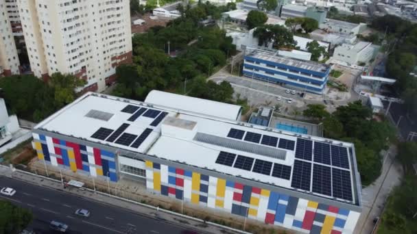 ブラジル バイーア州サラドール 2023年4月3日 サルバドール市カビュラ近郊の公立学校の空撮 — ストック動画