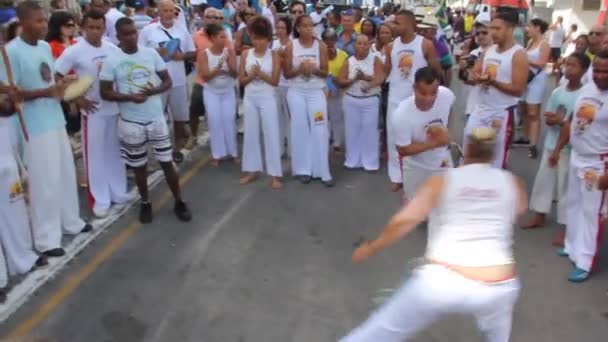 Σαλβαδόρ Μπαΐα Βραζιλία Φεβρουαρίου 2022 Capoeira Ομάδα Εκτελέσει Στο Δρόμο — Αρχείο Βίντεο