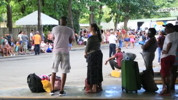 Salvador Bahia Brasile Giugno 2023 Folla Persone Che Cercano Salire — Video Stock