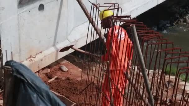 Salvador Bahia Brazil June 2023 Workers Construction Concrete Bridge City — стокове відео