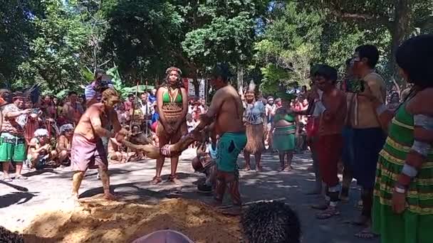 Lésvos Bahia Brasil August 2023 Etina Pataxo Indianere Sett Aragón – stockvideo