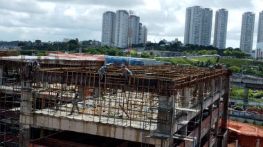 Salvador, Bahia, Brezilya - 29 Mart 2023: Salvador 'daki Federal Otoyol Polis Merkezi binasının inşaatı.