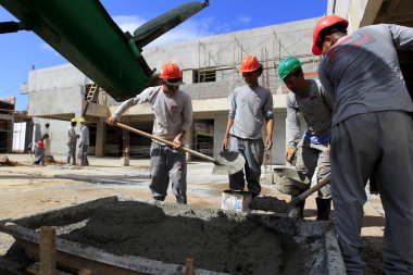 İlheus, Bahia, Brezilya - 9 Mayıs 2023: Güney Bahia 'da tam zamanlı devlet okulu inşaatı.