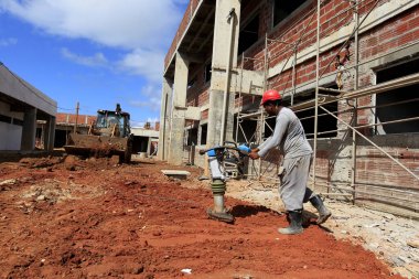 İlheus, Bahia, Brezilya - 9 Mayıs 2023: Güney Bahia 'da tam zamanlı devlet okulu inşaatı.