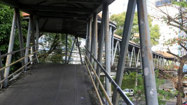 Salvador, Bahia, Brezilya - 11 Ağustos 2023: Salvador şehrinde yaya geçidi.