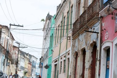 Cachoeira, Bahia, Brezilya - 4 Kasım 2023: Bahia 'nın keşif bölgesinde, Cachoeira şehrindeki eski malikanelerin mimari manzarası.