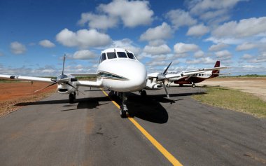 Juazeiro, Bahia, Brezilya - 4 Nisan 2023: Abaeta Taksi Aereo 'dan Embraer EMB-110 Bandeirante uçağı.