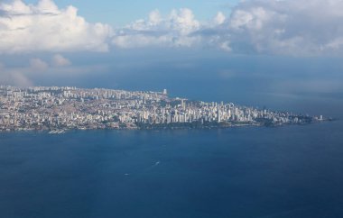 Salvador, Bahia, Brezilya - 16 Aralık 2023: Bahia 'daki Salvador şehrinin hava manzarası.