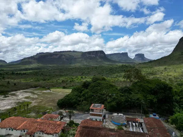 Palmeiras, Bahia, Brezilya - 4 Şubat 2024: Palmeiras, Chapada Diamantina bölgesindeki Morro do Pai Inacio 'dan görüş.