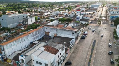 Morro do Chepeu, Bahia, Brezilya - 27 Nisan 2024: Morro do Chapeu şehrindeki evleri görmek.