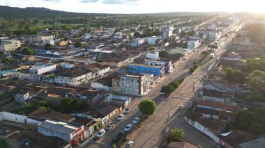 Morro do Chepeu, Bahia, Brezilya - 27 Nisan 2024: Morro do Chapeu şehrindeki evleri görmek.