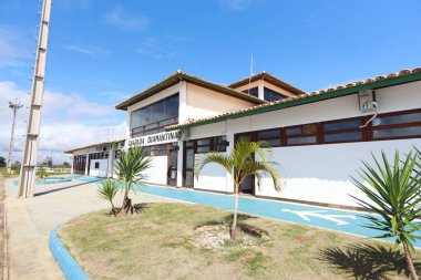 Lencois, Bahia, Brezilya - 1 Haziran 2024: Chapada Diamantina bölgesindeki Lencois şehrindeki havaalanı manzarası.