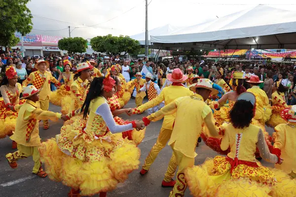 stock image olindina, bahia, brazil - june 22, 2024: group dancing square dance at the festivities of Sao Joao in the city of Olindina.