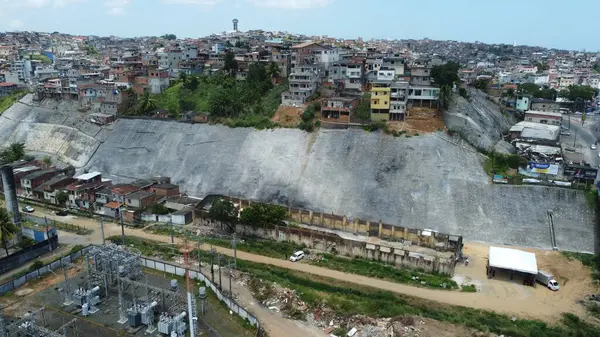 stock image salvador, bahia, brazil - october 29, 2023: view of a masonry wall for hillside protection in the city of Salvador