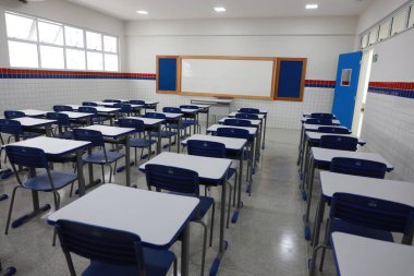 Itororo, Bahia, Brezilya - 28 Ağustos 2024: Itororo şehrindeki bir devlet okulunun sınıfı