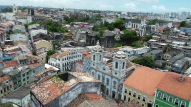 Salvador, Bahia, Brezilya - 17 Aralık 2023: Salvador şehrinin tarihi merkezinde Pelourinho 'nun hava manzarası.