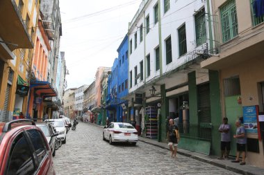 Salvador, Bahia, Brezilya - 17 Aralık 2024: Pelourinho bölgesindeki Rua do Tabuao 'nun tarihi merkezi