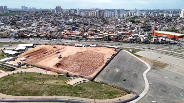 Salvador Bahia, Brezilya - 29 Ocak 2025: Salvador şehrindeki Boca do Rio Mahallesi 'nde çok amaçlı arenanın hava manzarası.