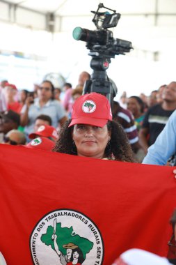 Salvador, Bahia, Brezilya: 16 Aralık 2023: Topraksız İşçi Hareketi (MST) üyeleri Salvador şehrindeki bir kampta görüldü..