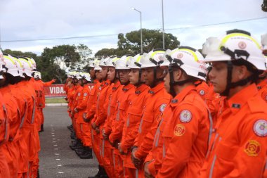 Simoes filho, bahia, brezil- 31 Mart 2025: Bahia 'lı bir grup askeri itfaiyeci Simoes Filho' daki kışlada görüldü..