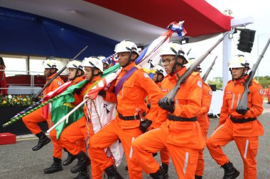 Simoes filho, bahia, brezil- 31 Mart 2025: Bahia 'lı bir grup askeri itfaiyeci Simoes Filho' daki kışlada görüldü..