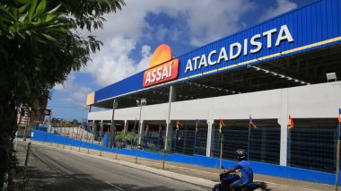 Salvador, Bahia, Brezilya: 22 Mayıs 2024: Salvador şehrinde Assai Atacadista cephesi.