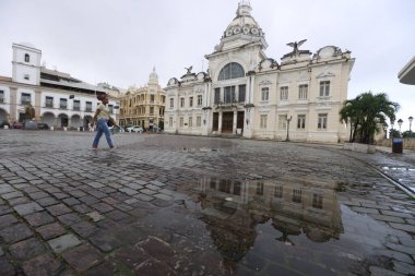 Salvador, Bahia, Brezilya - 25 Mayıs 2025: Salvador 'un tarihi merkezinde Rio Branco Sarayı manzarası.