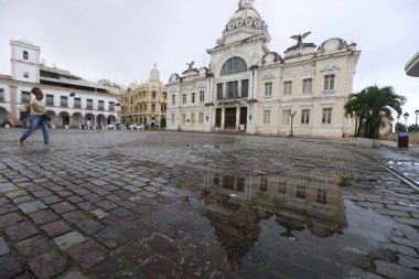 Salvador, Bahia, Brezilya - 25 Mayıs 2025: Salvador 'un tarihi merkezinde Rio Branco Sarayı manzarası.