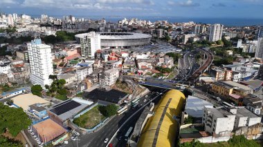 Salvador, Bahia, Brezilya - 11 Nisan 2025: Salvador şehrindeki Brotas mahallesindeki konut manzarası.