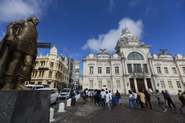 Salvador, Bahia, Brezilya - 25 Mayıs 2025: Salvador 'un tarihi merkezinde Rio Branco Sarayı manzarası.