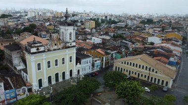 Salvador, Bahia, Brezilya - 24 Nisan 2024: Bu Salvador şehrinin havadan görünüşü.