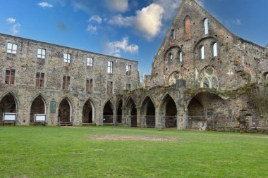 Villers Abbey harabeleri Belçika 'da bulunan eski manastır.