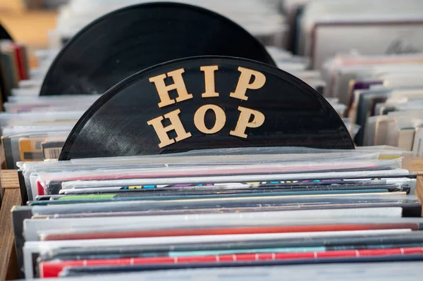 Výběr Hip Hop Hudby Obchodě — Stock fotografie