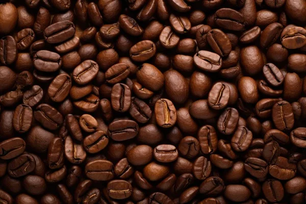 咖啡豆飞得很近 — 图库照片