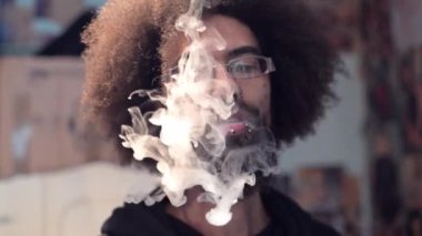 Dumanı üfleyen adam görüldü 