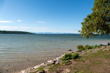 Bavyera 'da Ammersee Gölü, Almanya Yazın