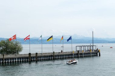 Friedrichshafen, Almanya, Constance Gölü 'nde yaz mevsiminde