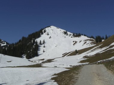 Bodenschneid dağ turu, Brecherspitze, Bavyera, Almanya, ilkbahar zamanı