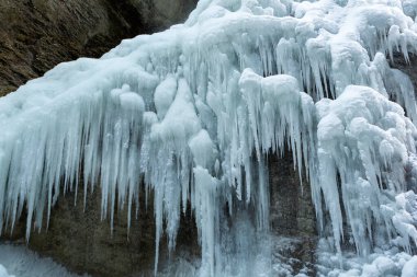 Partnachklamm ya da Partnach kışın Bavyera, Almanca