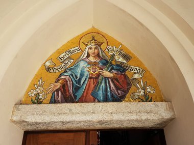 Motz, Tyrol, Avusturya 'daki Maria Locherboden Kilisesi, St. James Isar Loisach Tiroler Ache' nin Yolu