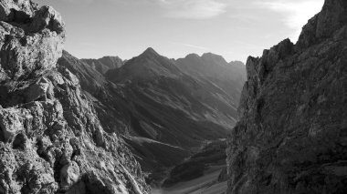 Avusturya 'nın Karwendel Hohenweg kentindeki Karwendel dağlarında Stempeljoch