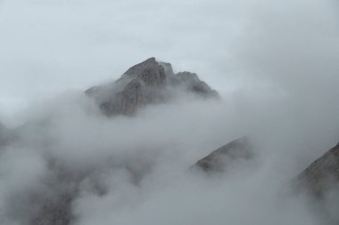 Karwendel dağları Halleranger kulübesinden Bettelwurf kulübesine, Avusturya 'daki Karwendel Hohenweg' e