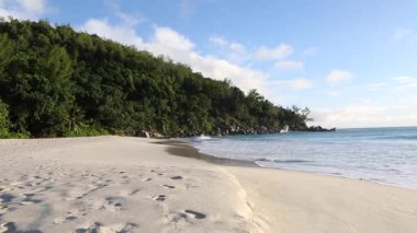 Tropikal plaj Anse Georgette, Seyşel Adaları