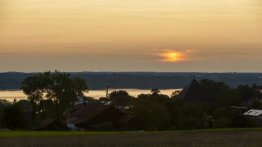 Almanya, Bavyera 'da Ammersee Gölü' nde gün batımı