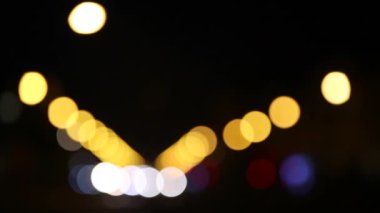 Siyah arkaplanda renkli bokeh, yüksek çözünürlüklü klip