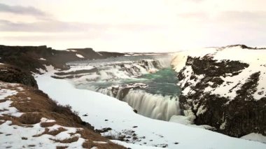 İzlanda, Avrupa 'da kış mevsiminde şelale Gulfoss' un zaman aşımı