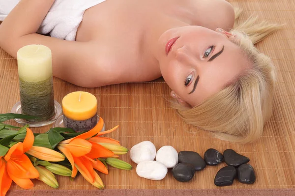 Woman Relaxing Spa White Background — Stock Photo, Image