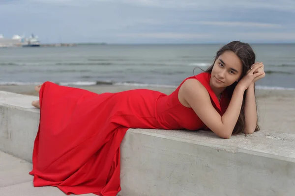 Young Asian Teen Red Long Fashion Dress — Stock Photo, Image