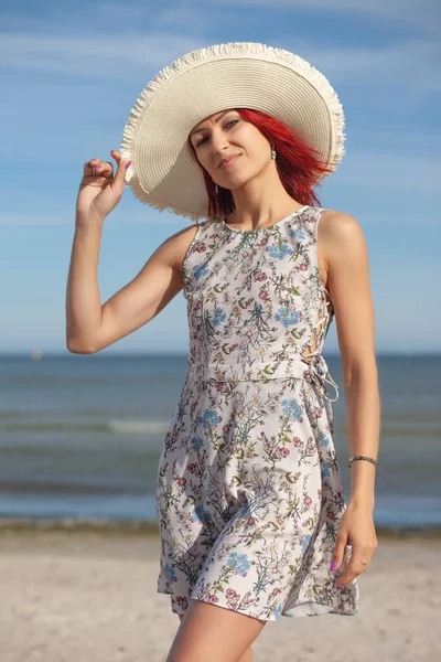 Young Girl Dressed Dress Summer Hat — Stock Photo, Image
